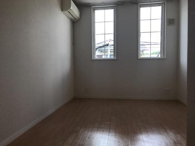 Villa　ｄu port　（ヴィラ　デュ　ポール）の物件内観写真