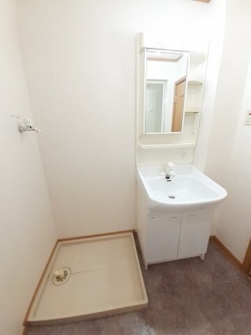 鴨方駅 徒歩18分 2階の物件内観写真