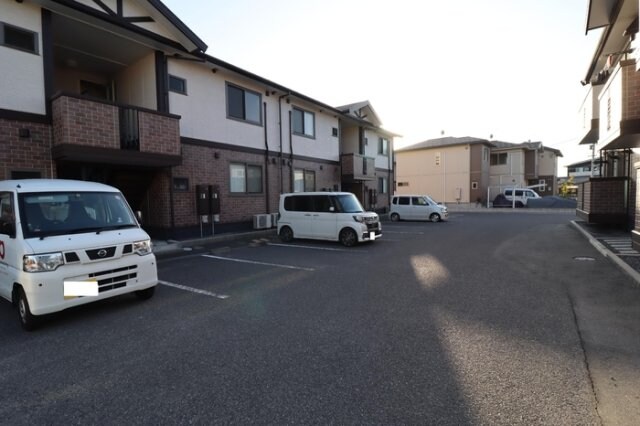 メゾンプリネール　Ａ棟の物件外観写真