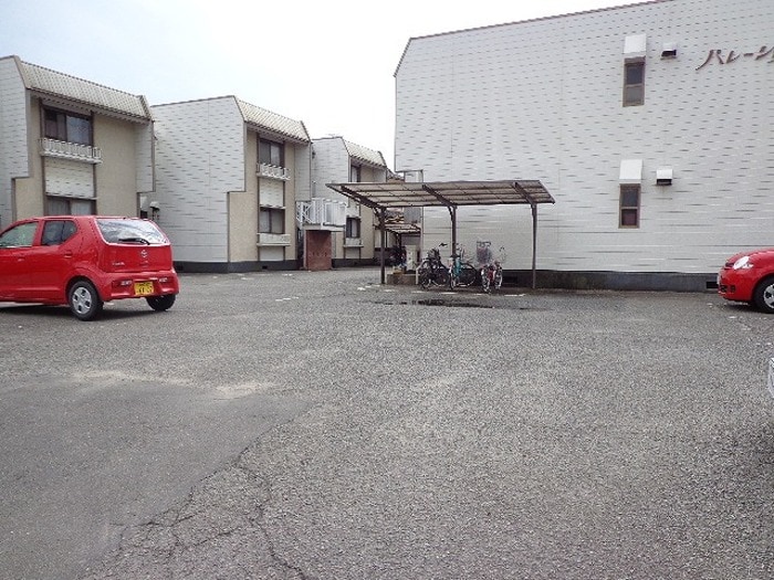 パレーシャル足高　１号棟の物件外観写真