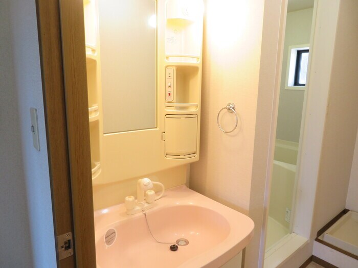 コニファーガーデン　３棟の物件内観写真