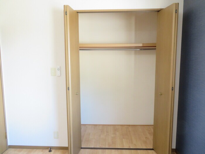 コニファーガーデン　３棟の物件内観写真