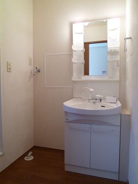 ロワジールⅠの物件内観写真