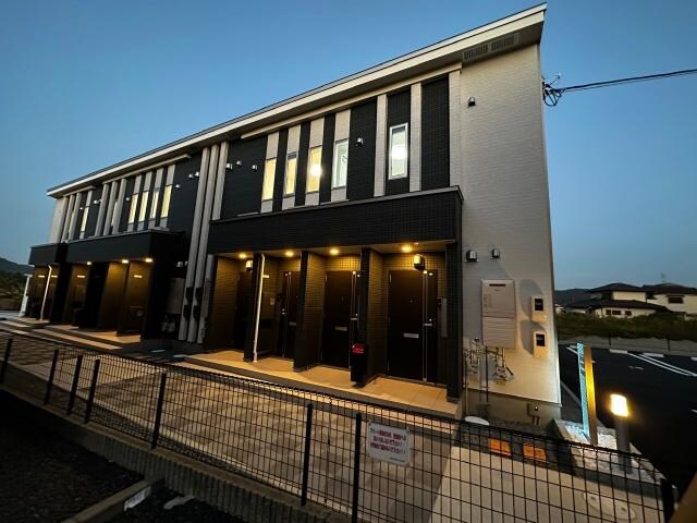 プラッツ・ユーたかまつの物件外観写真