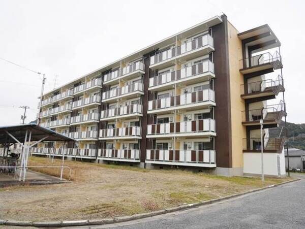 ヴィラナリー児島2号棟の物件外観写真