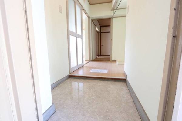 ビレッジハウス上原1号棟の物件内観写真