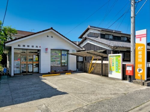 イエンビュ沖　Ａの物件内観写真