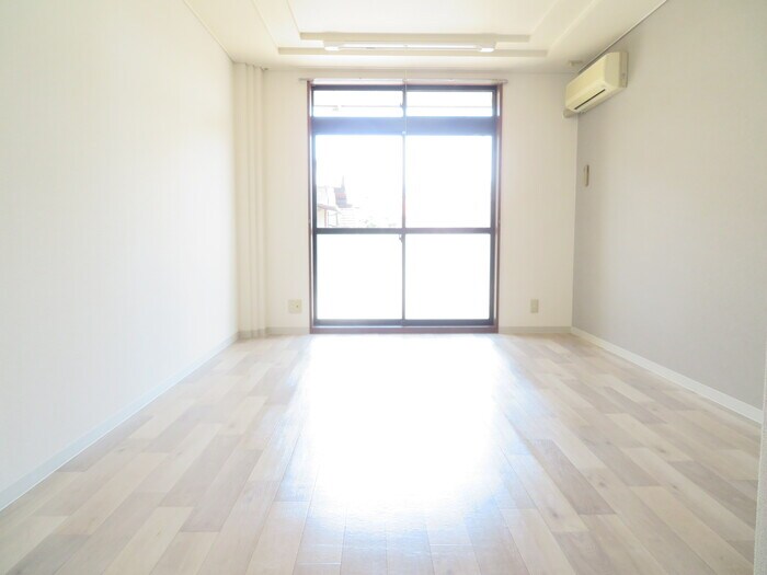 ニューエクセル三宅　Fの物件内観写真