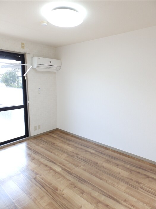 カトルセゾンの物件内観写真