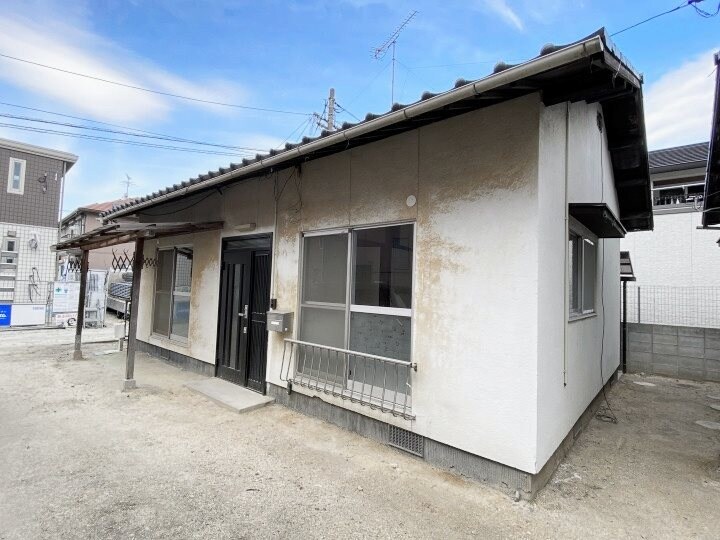 岡本様戸建の物件外観写真