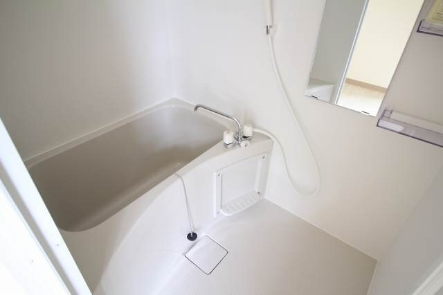 ヴィラナリー児島2号棟の物件内観写真