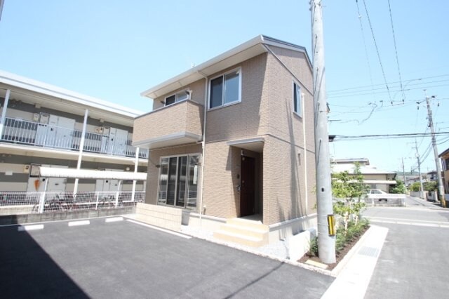 桜　A棟の物件外観写真