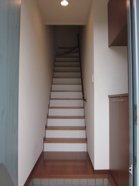 ヴィレ・エトワール Hの物件内観写真