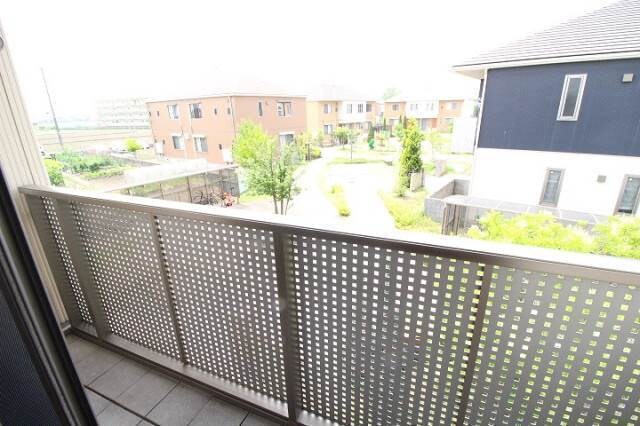 ヴィレ・エトワール Hの物件内観写真