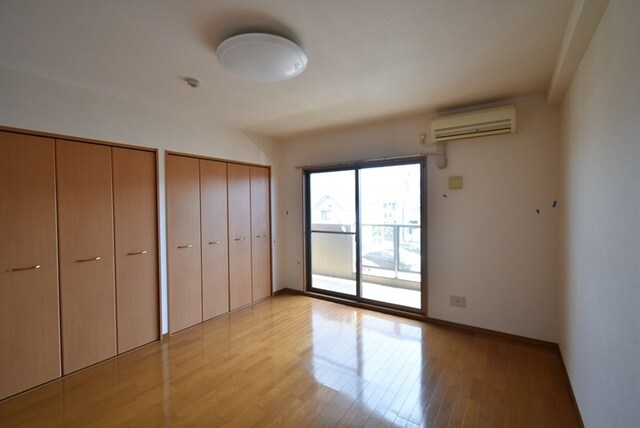 シュバリエブラン壱番館の物件内観写真