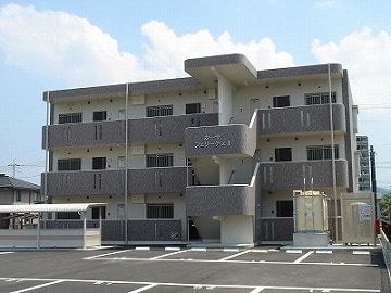 カーサフェリーチェⅠの物件外観写真