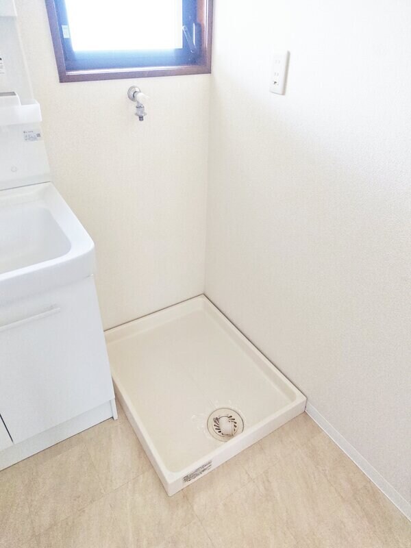 オノ・フラッツの物件内観写真