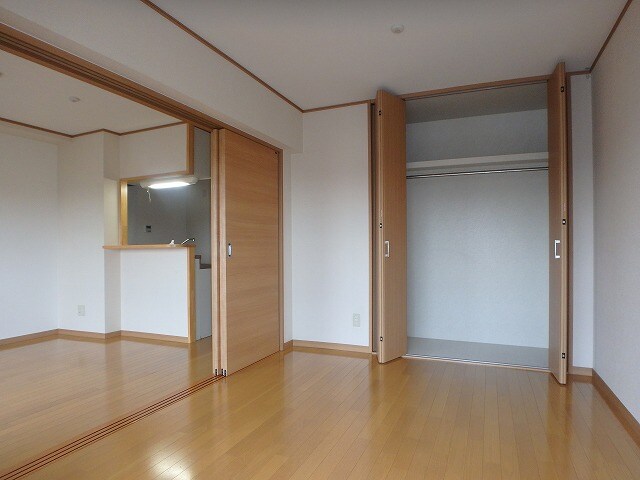 ユーミー川辺の物件内観写真