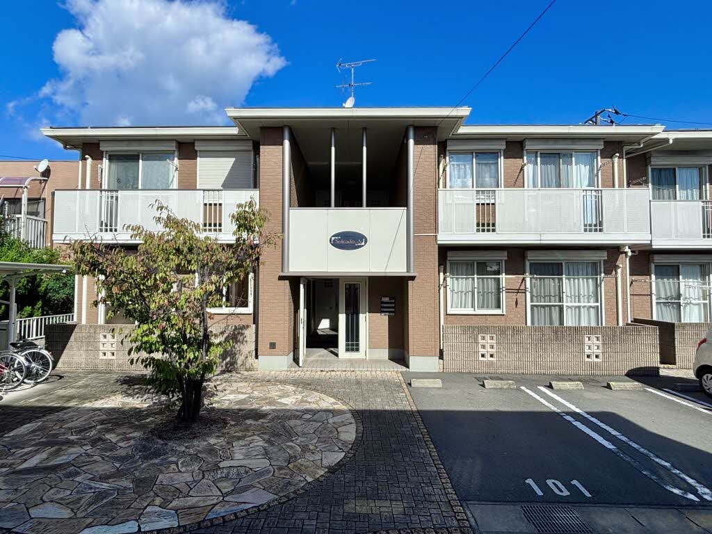 ソレアード　Ａ棟の物件外観写真