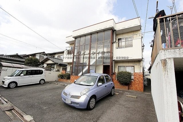 平和マンションの物件外観写真