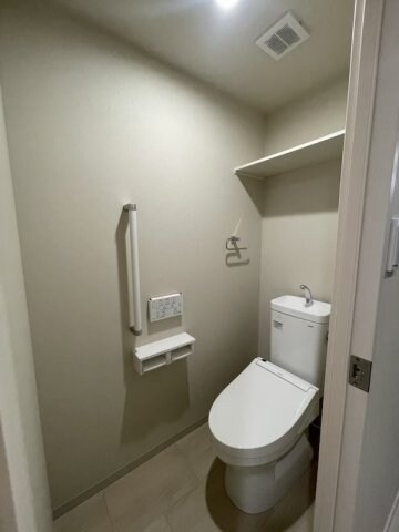 ビ・ウェル酒津公園　グリーンコートの物件内観写真