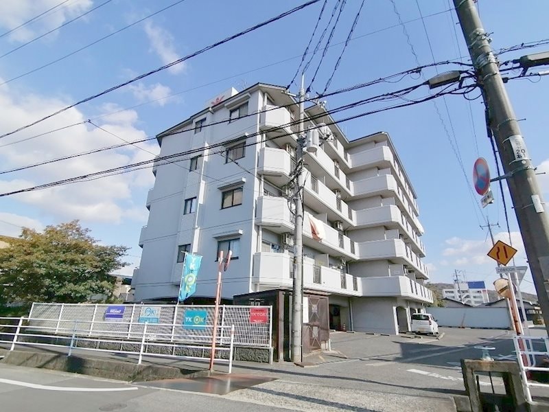 ベネフィス白楽町の物件外観写真