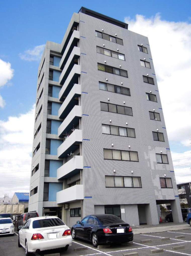 スカイコートの物件外観写真