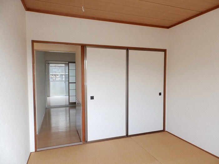 プレジール小崎の物件内観写真