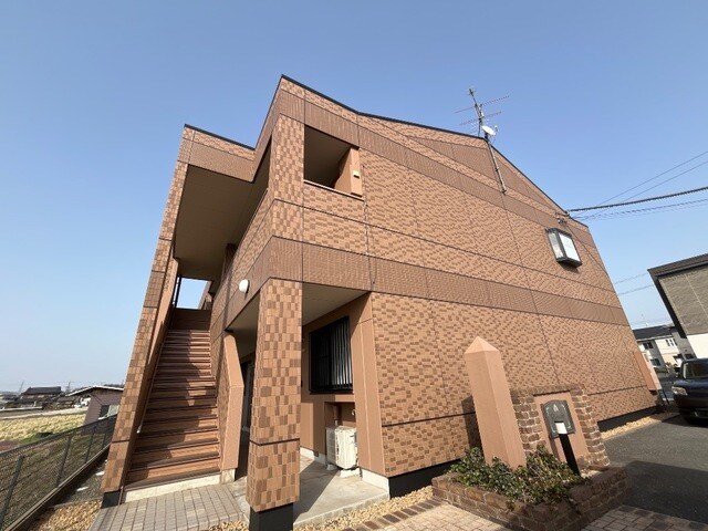 ルノアールの物件外観写真