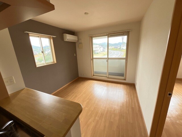 鴨方駅 徒歩20分 2階の物件内観写真