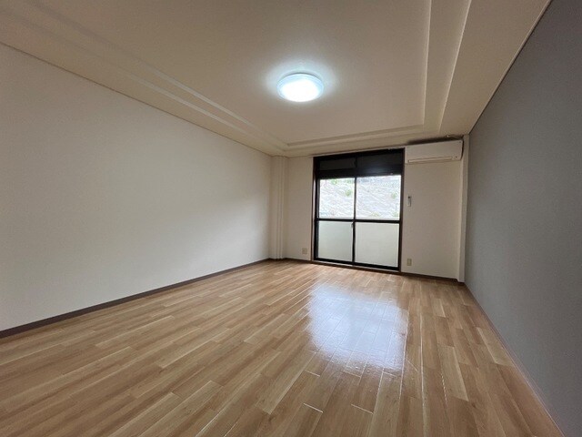 コンフォース亀山Ⅰの物件内観写真