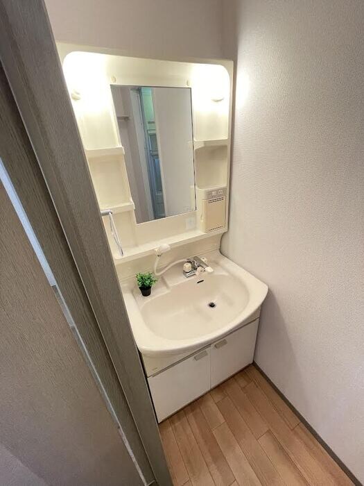 ロイヤルパレス新倉　B棟の物件内観写真