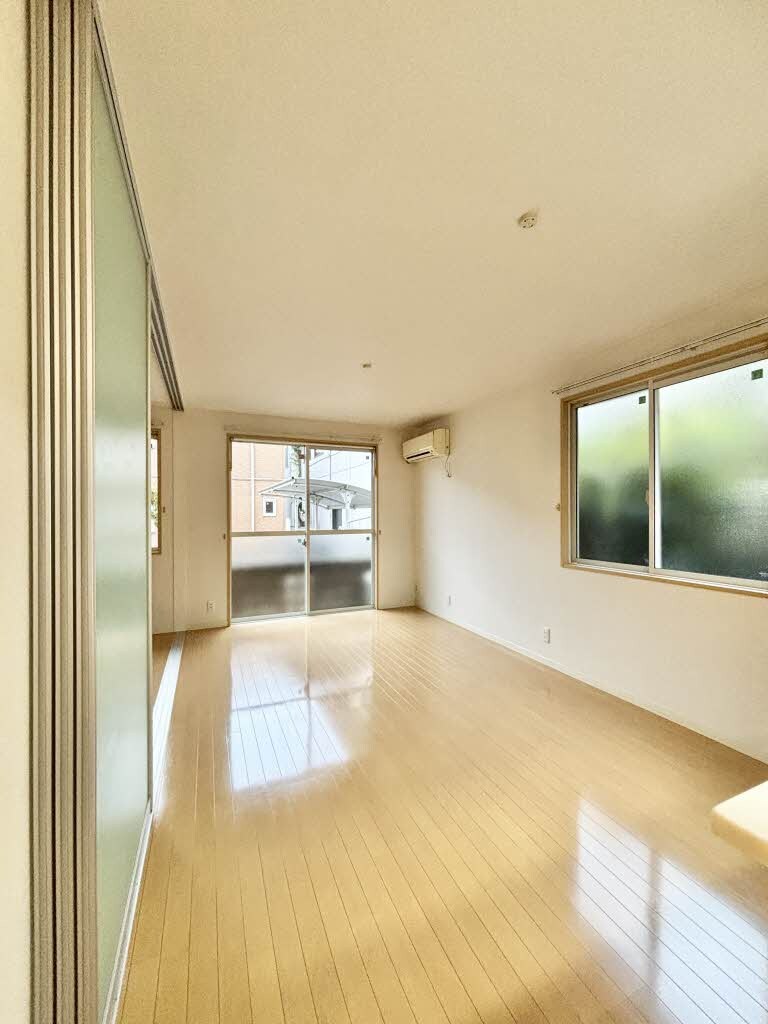 ソレアード　Ａ棟の物件内観写真