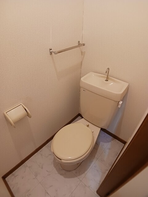 球場前駅 徒歩12分 1階の物件内観写真