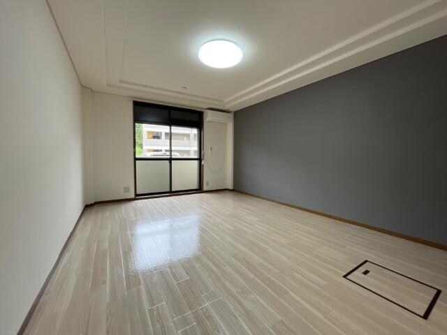 コンフォース亀山Ⅰの物件内観写真