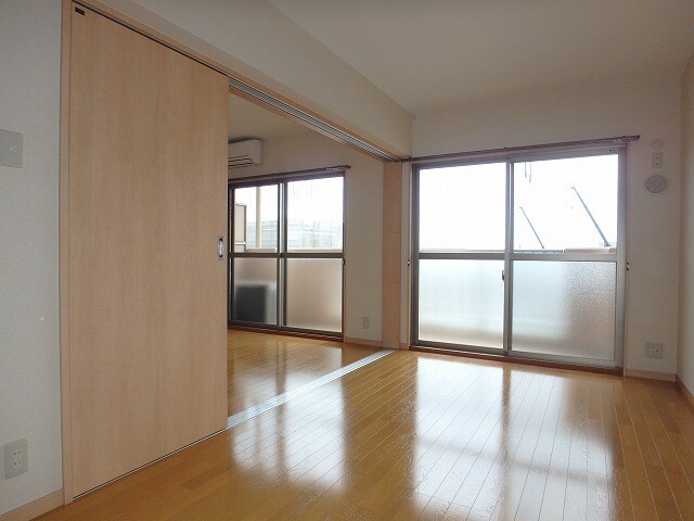 ファミーユSWの物件内観写真