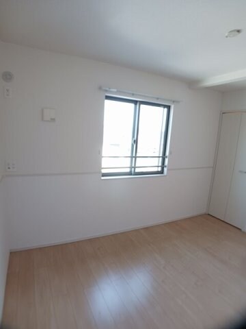 エテルナ　ナリッシュ　Ⅱの物件内観写真