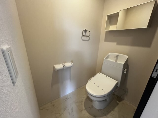 アンジュアジュールの物件内観写真