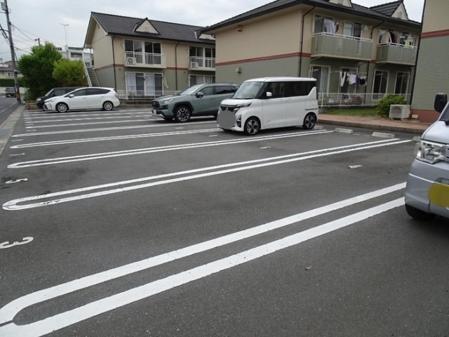 楠小路　C棟の物件外観写真