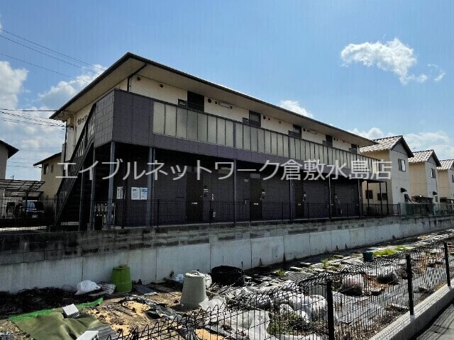 セレッソワタナベの物件外観写真