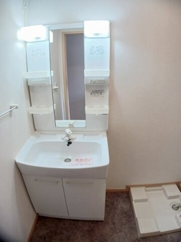 栄駅 徒歩8分 1階の物件内観写真