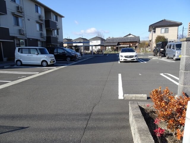 球場前駅 徒歩6分 1階の物件外観写真