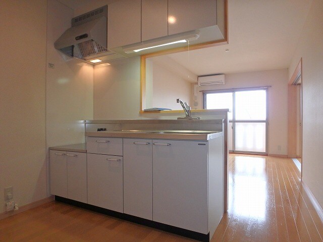 球場前駅 徒歩20分 3階の物件内観写真