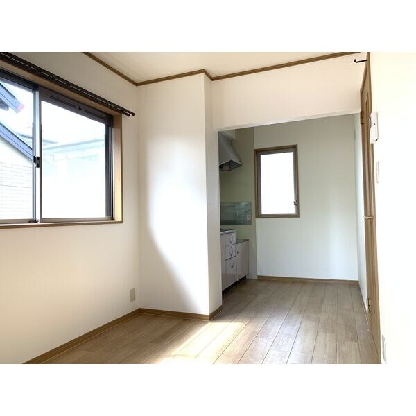 プラムヒルズの物件内観写真