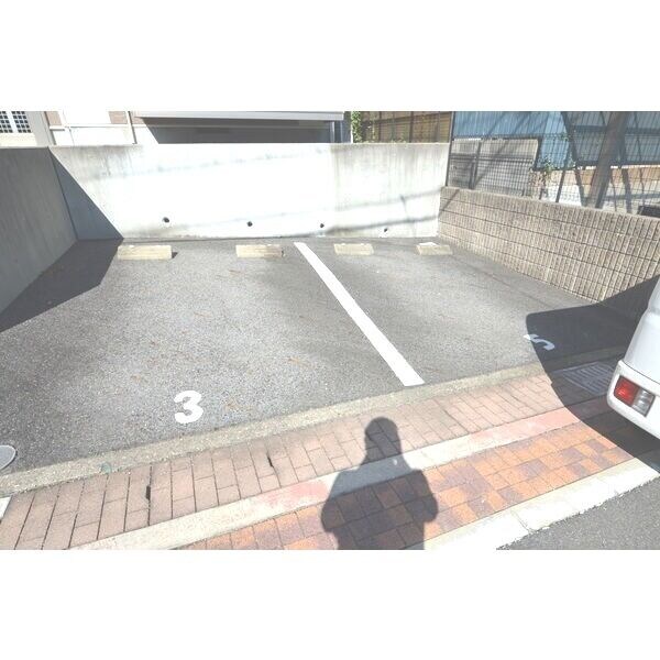 プラムヒルズの物件外観写真