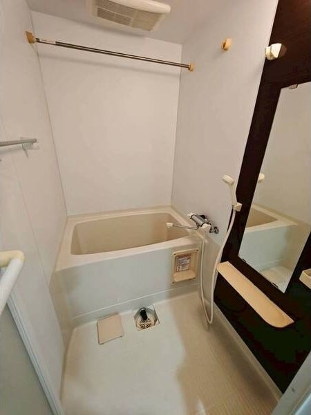 TRIBUTE栄生の物件内観写真