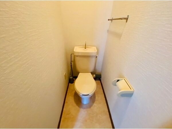 サンハウス横前の物件内観写真