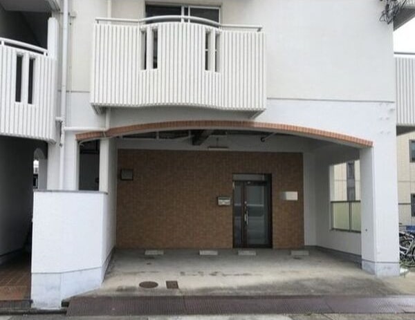 横堀ハイムの物件外観写真