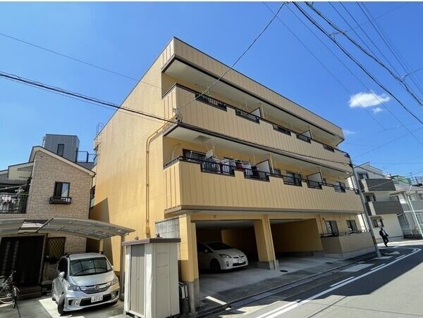 藤二番館の物件外観写真