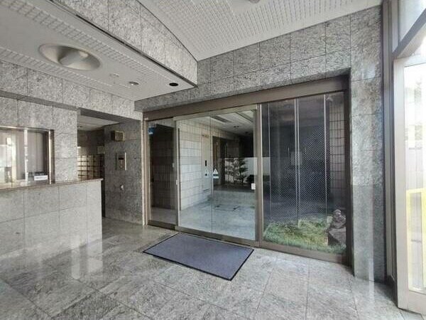 ライオンズマンション名駅西の物件外観写真